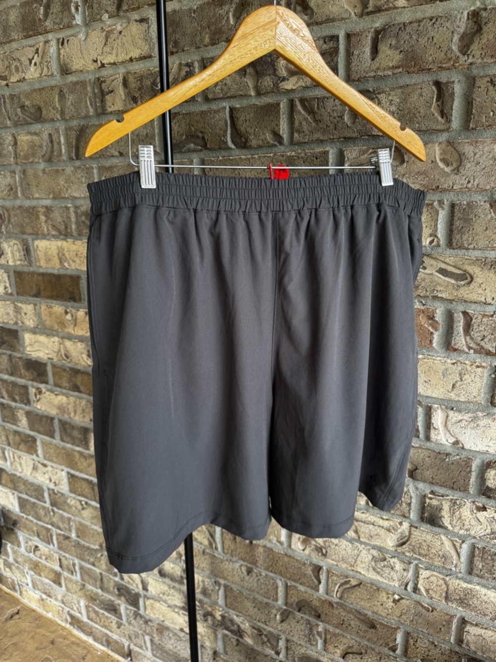Peloton Lined Training Shorts Men’s XXL Athletic Running Gym Logo Zip Pocket